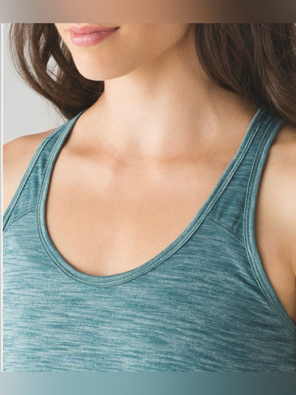 EUC Lululemon Essential Tank Size 10-12 - Picture 5 of 12